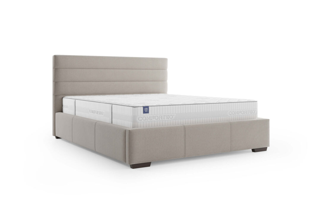 Sylvi_Salvador-3_Packshot-2_Low-res-1088x726